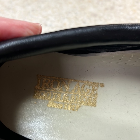 Iron Age leather steel toe work shoe, size 10 W - Picture 7 of 7